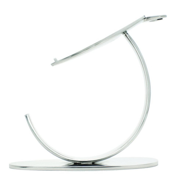 Shaving O for razor and brush